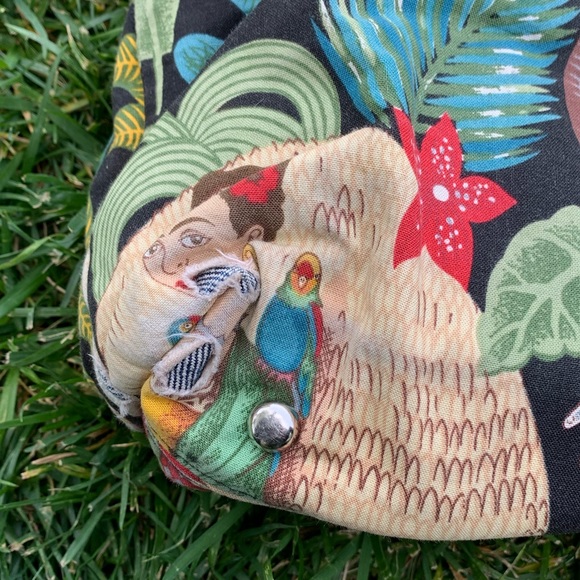Frida Khalo Tote Bag - Picture 3 of 8